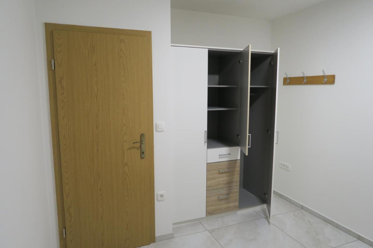 Rooms For Rent In Ljubljana Exterior photo