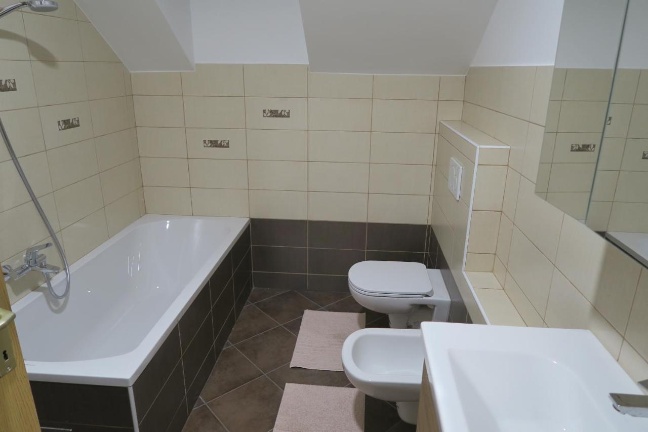 Rooms For Rent In Ljubljana Exterior photo