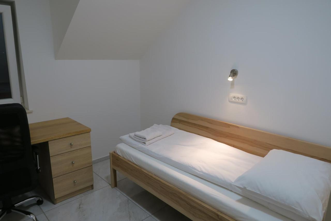 Rooms For Rent In Ljubljana Exterior photo